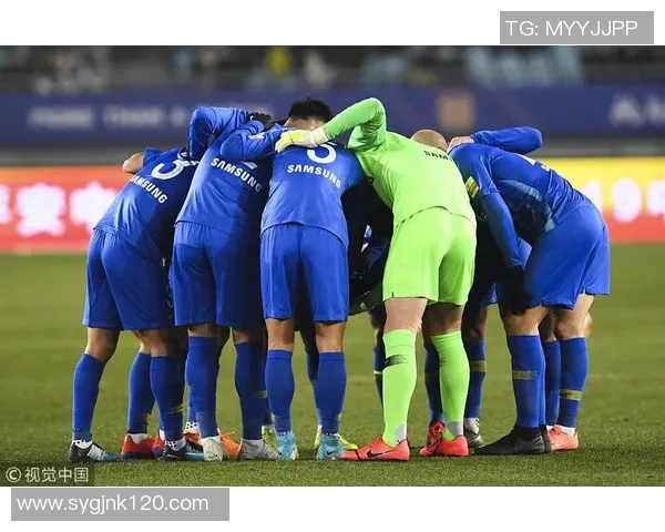 足球星辰队奋勇拼搏再创辉煌打造全新战术体系迎接新赛季挑战