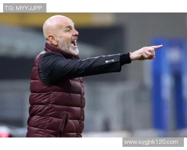 足球风云中的隐形巨星:那些看不见却决定比赛命运的球员